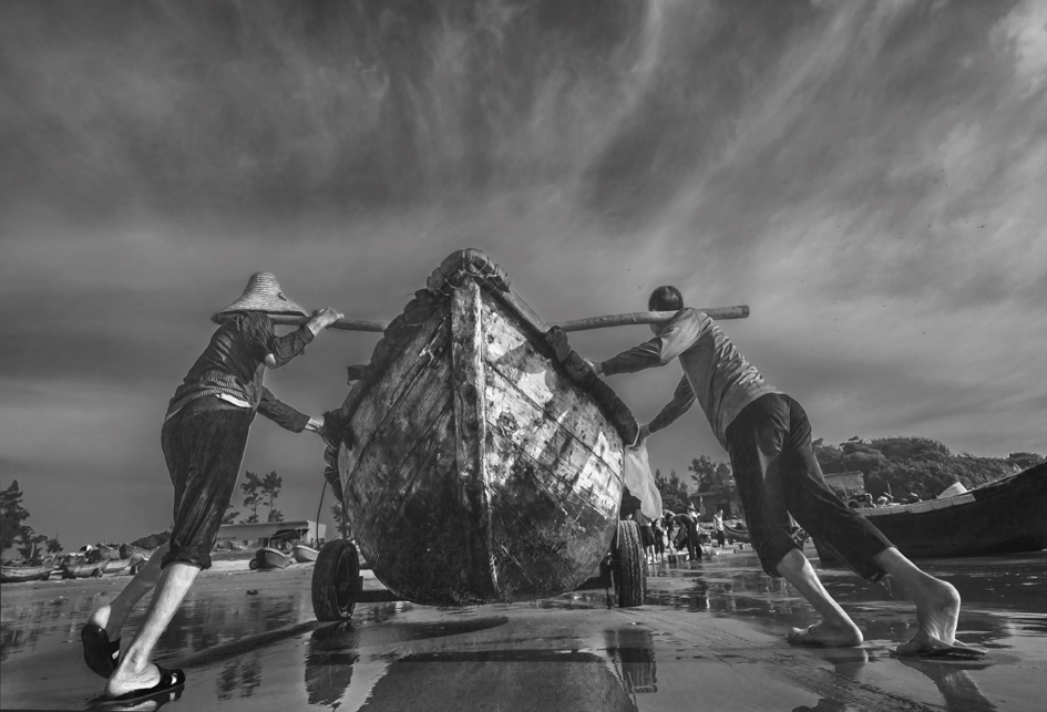 3卢敏强《出海归来》 13702439880.jpg