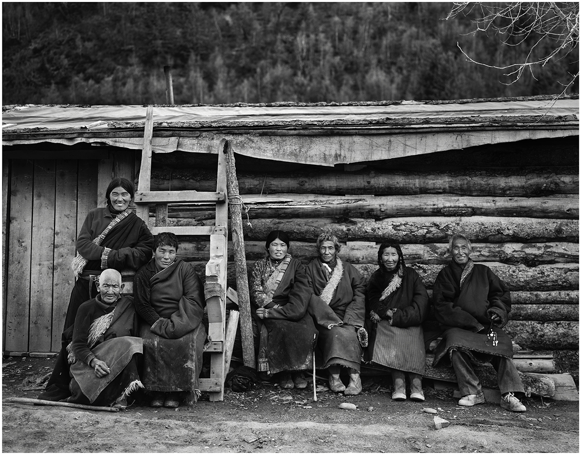 8、藏族人物系列之八   20082 摄于四川阿坝        冯凯文摄影.jpg