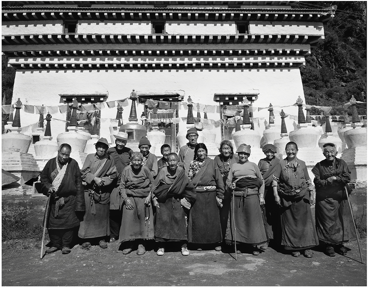 9、藏族人物系列之九   20082 摄于四川阿坝        冯凯文摄影.jpg